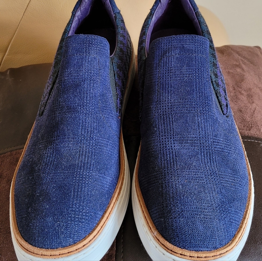 New Robert Graham Men’s Slip-on shoes